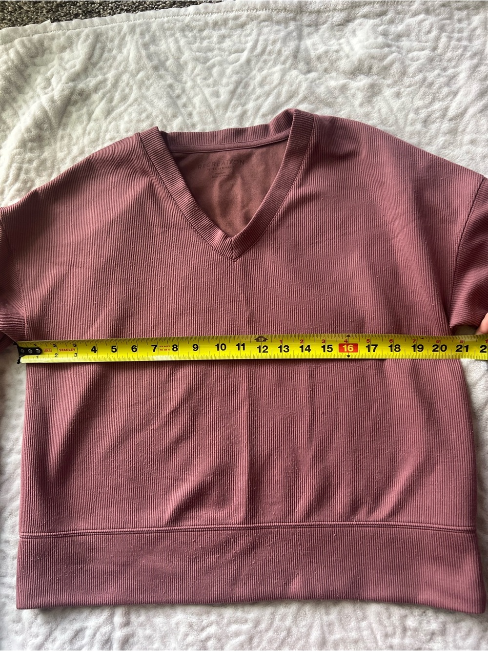 Recreation Thread & Supply V-Neck Ribbed Sweater in Dusty Rose | Size M - Picture 6 of 9